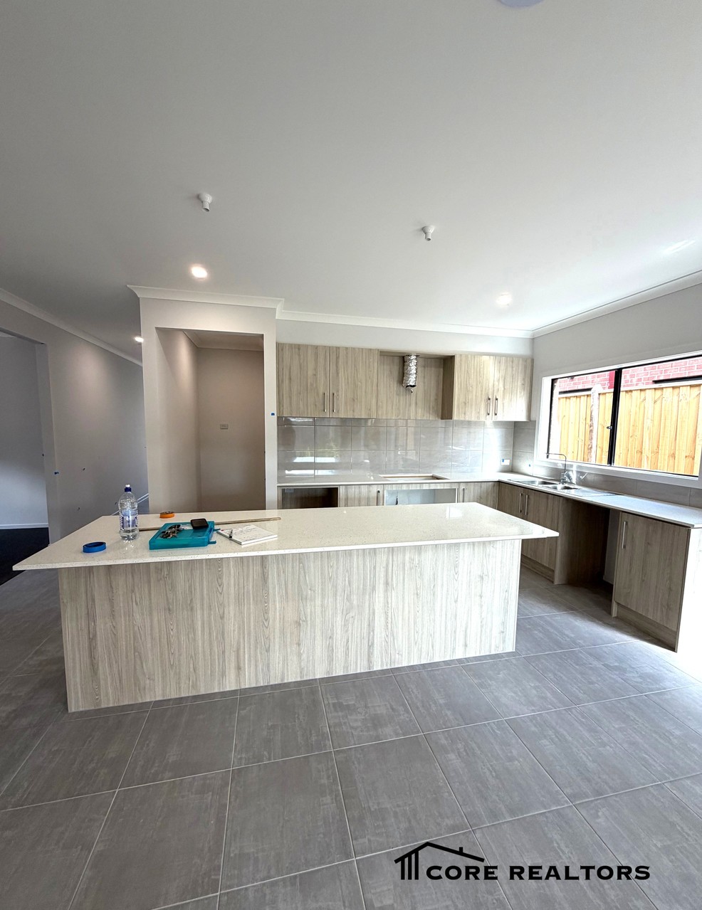 176471512925870048-rsd