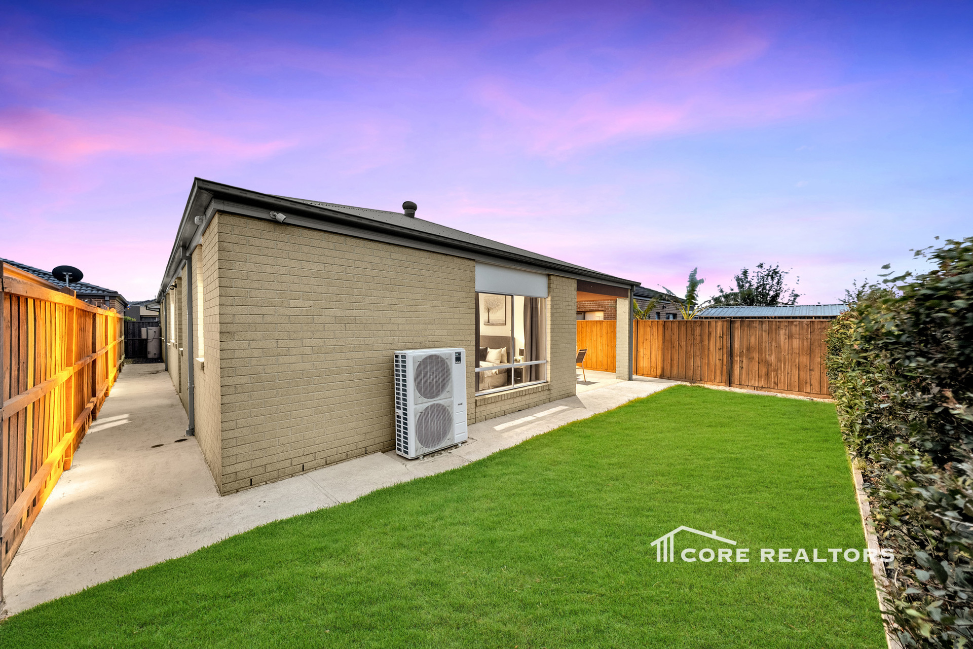 176999956685560459-rsd